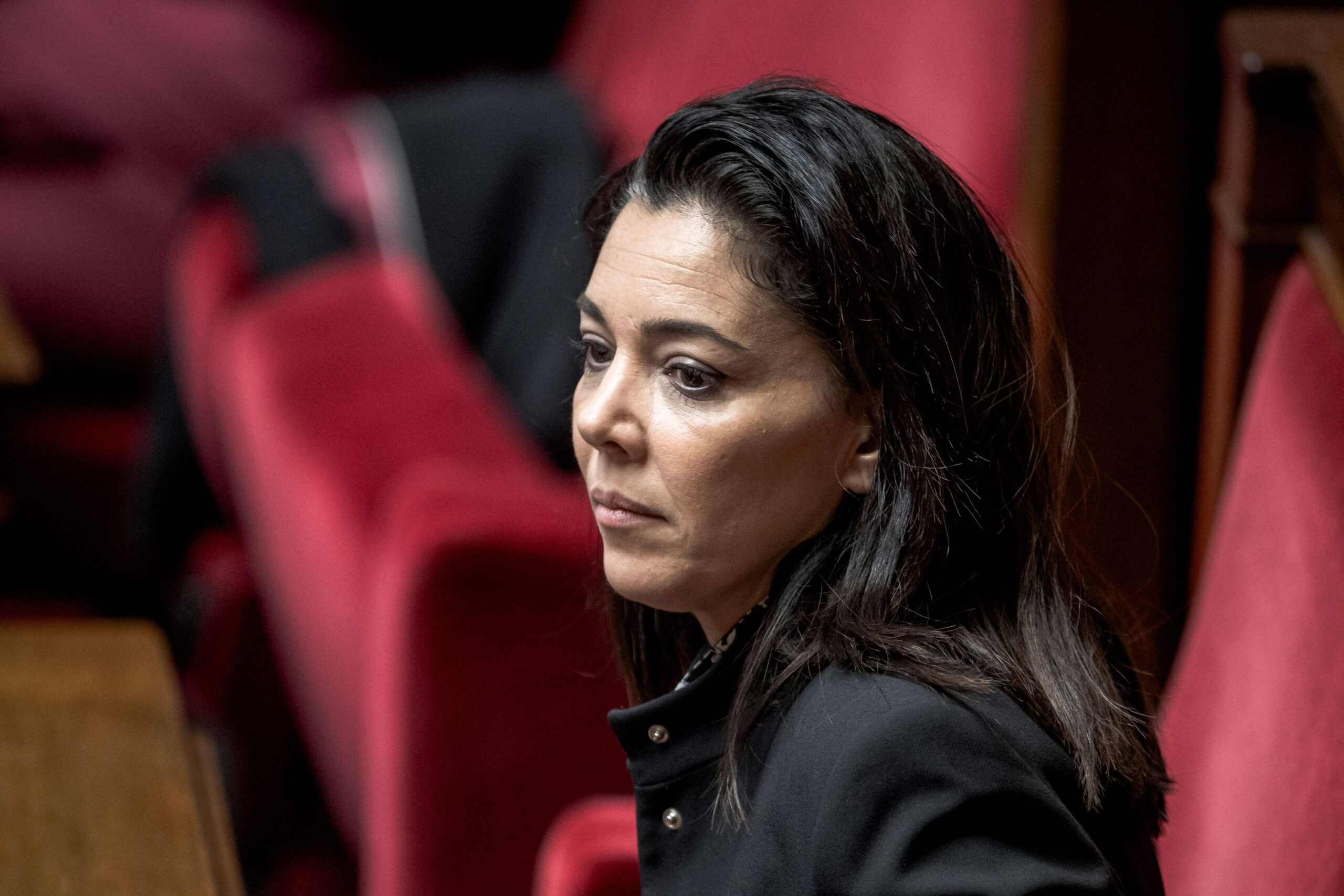 « Sophia Chikirou, candidate LFI pour Paris, sous le poids d'accusations d'escroquerie »